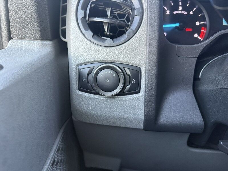 2021 Ford E-350 Box Truck 7.3L V8 w/ Lift Gate 64k mi's Collinsville OK