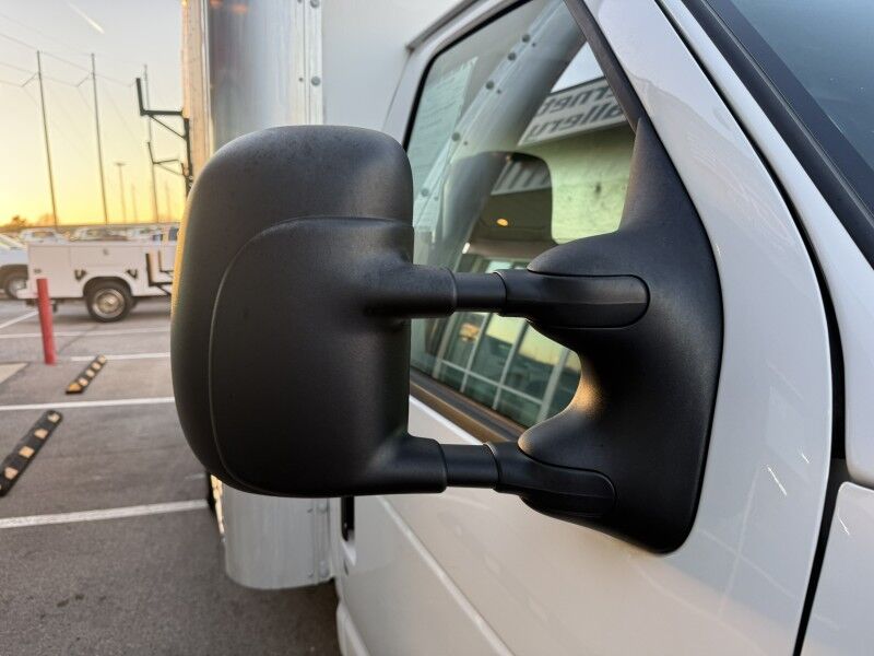 2021 Ford E-350 Box Truck 7.3L V8 w/ Lift Gate 64k mi's Collinsville OK