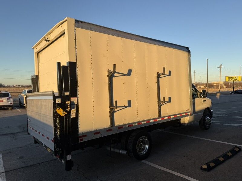2021 Ford E-350 Box Truck 7.3L V8 w/ Lift Gate 64k mi's Collinsville OK