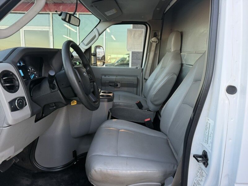 2021 Ford E-350 Box Truck 7.3L V8 w/ Lift Gate 64k mi's Collinsville OK