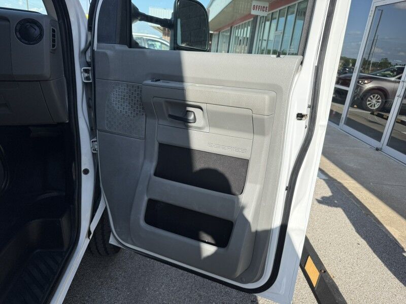 2021 Ford E-350 Box Van 43k mi's Collinsville OK