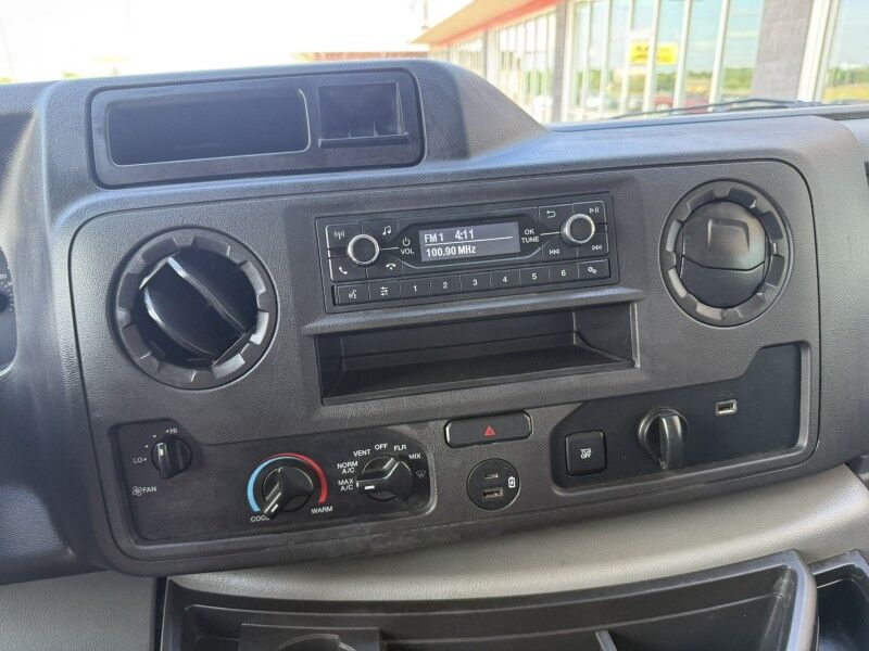 2021 Ford E-350 Box Van 43k mi's Collinsville OK
