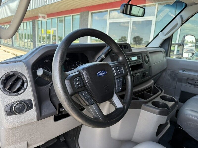 2021 Ford E-350 Box Van 43k mi's Collinsville OK