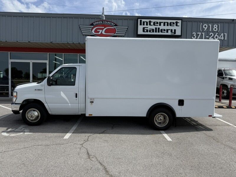 2021 Ford E-350 Box Van 43k mi's Collinsville OK