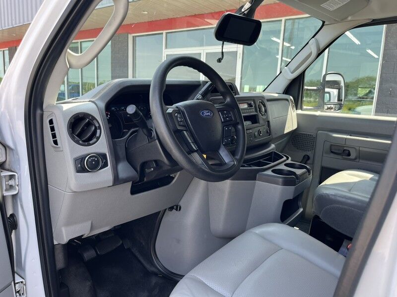 2021 Ford E-350 Box Van w/ Side Door 7.3L V8 Gas Collinsville OK