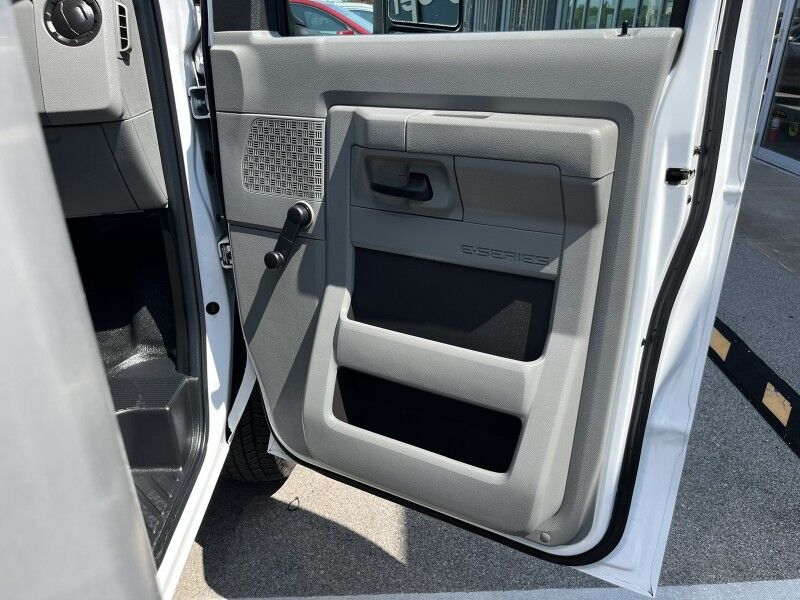 2021 Ford E-350 Box Van w/ Side Door 7.3L V8 Gas Collinsville OK