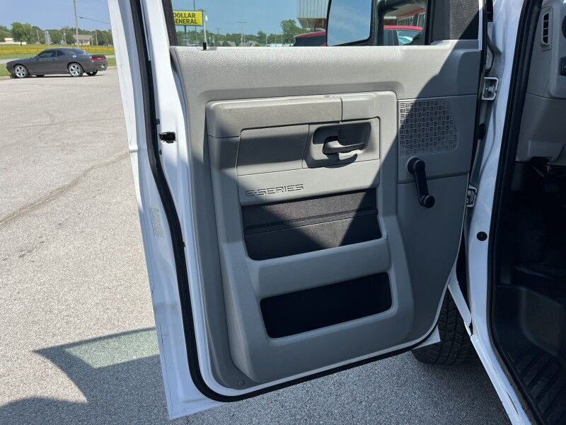 2021 Ford E-350 Box Van w/ Side Door 7.3L V8 Gas Collinsville OK
