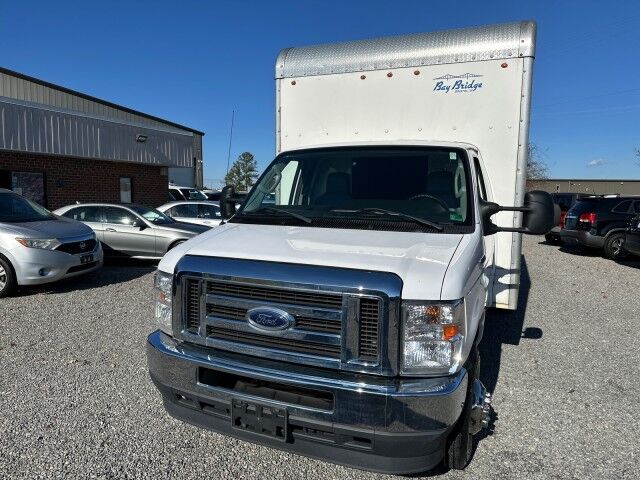 2021 Ford E-450 DRW 15' Box Truck w/ Tuckaway Liftgate