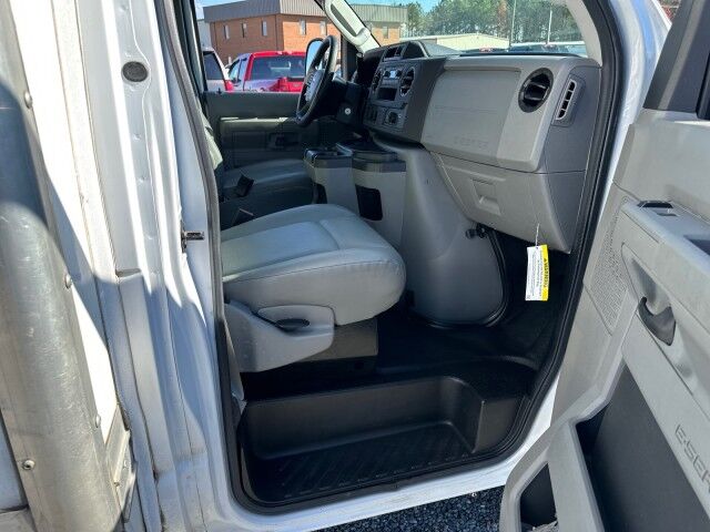 2021 Ford E-450 DRW 15' Box Truck w/ Tuckaway Liftgate Ashland VA