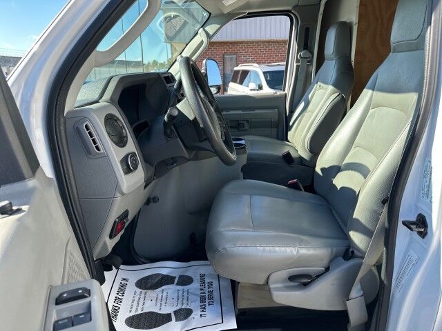 2021 Ford E-450 DRW 15' Box Truck w/ Tuckaway Liftgate Ashland VA