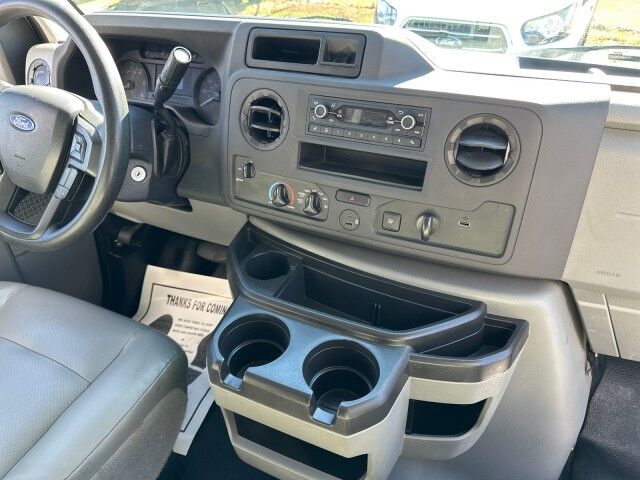 2021 Ford E-450 DRW 15' Box Truck w/ Tuckaway Liftgate Ashland VA