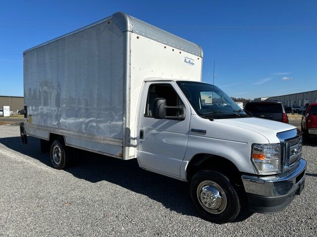 2021 Ford E-450 DRW 15' Box Truck w/ Tuckaway Liftgate Ashland VA