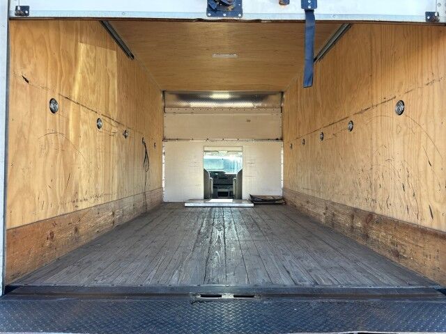 2021 Ford E-450 DRW 15' Box Truck w/ Tuckaway Liftgate Ashland VA