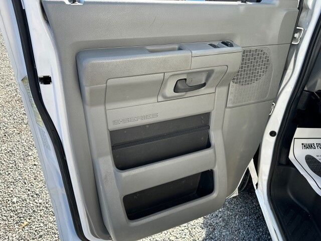 2021 Ford E-450 DRW 15' Box Truck w/ Tuckaway Liftgate Ashland VA