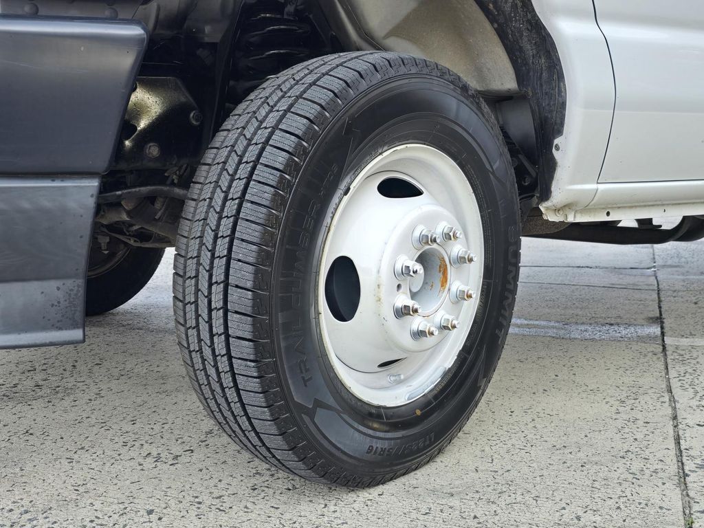 2021 Ford E-450SD Base Concord NC