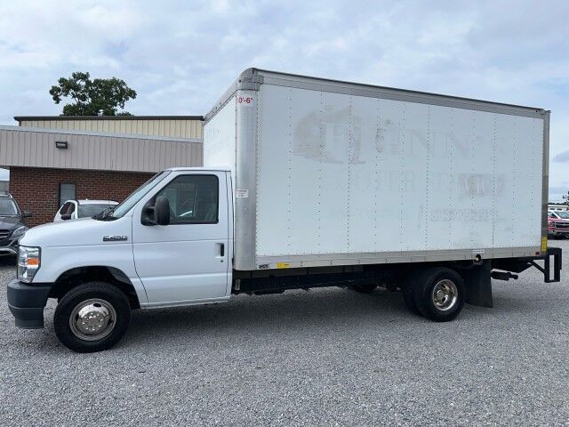 2021 Ford E-Series Cutaway BOX TRUCK 16' w/ LIFT GATE
