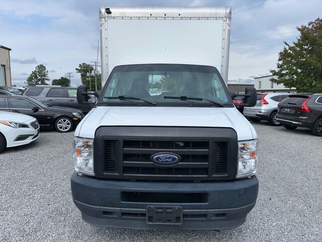 2021 Ford E-Series Cutaway BOX TRUCK 16' w/ LIFT GATE