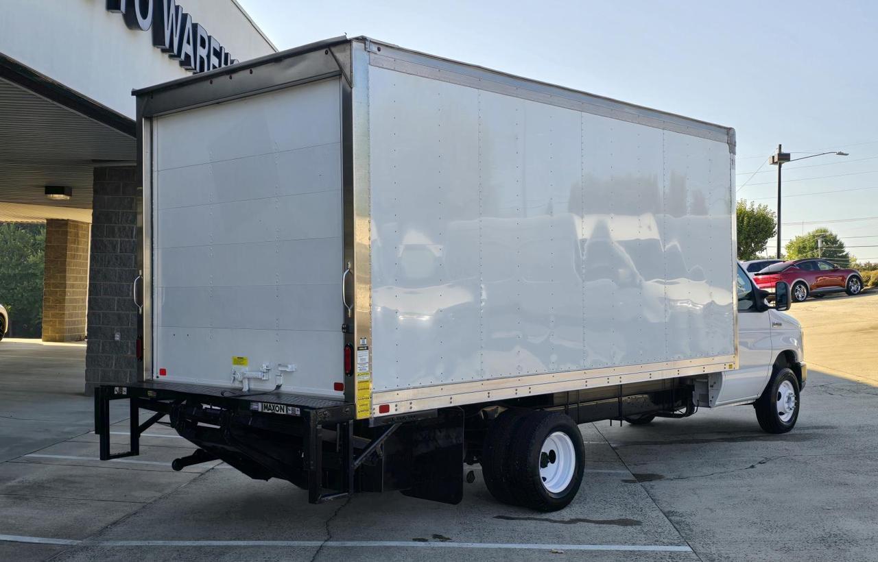 2021 Ford E-Series Cutaway E-450 DRW 16ft Box W/Roll-Up Door and Tuck-Under Liftgate Concord NC