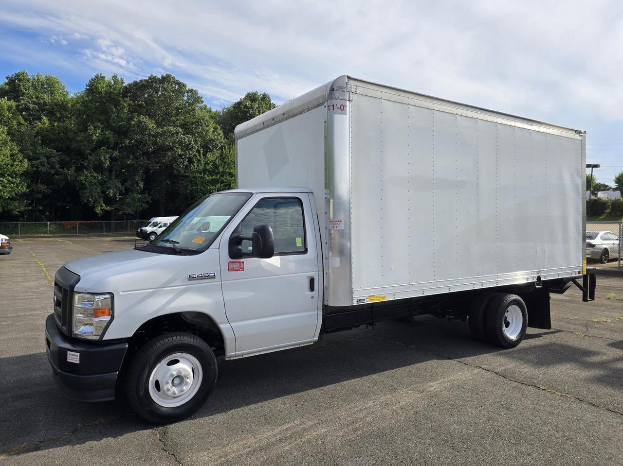 2021 Ford E-Series Cutaway E-450 DRW 16ft Box W/Roll-Up Door and Tuck-Under Liftgate Concord NC