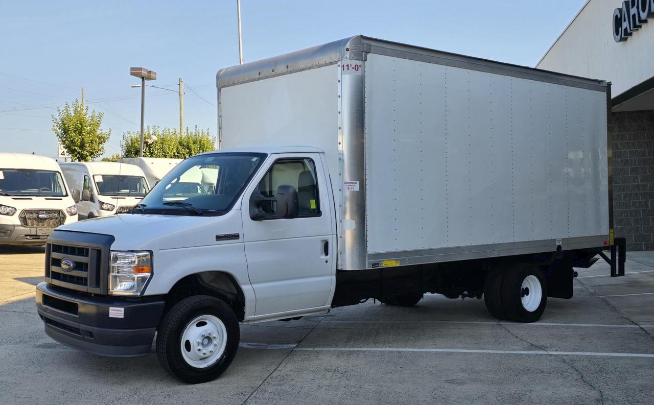 2021 Ford E-Series Cutaway E-450 DRW 16ft Box W/Roll-Up Door and Tuck-Under Liftgate Concord NC