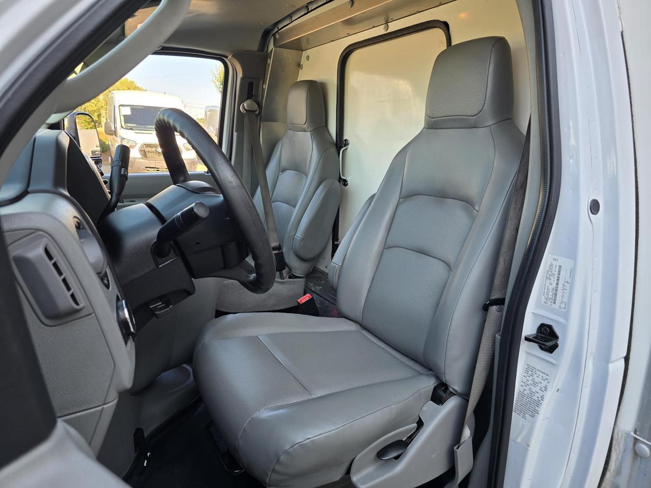 2021 Ford E-Series Cutaway E-450 DRW 16ft Box W/Roll-Up Door and Tuck-Under Liftgate Concord NC