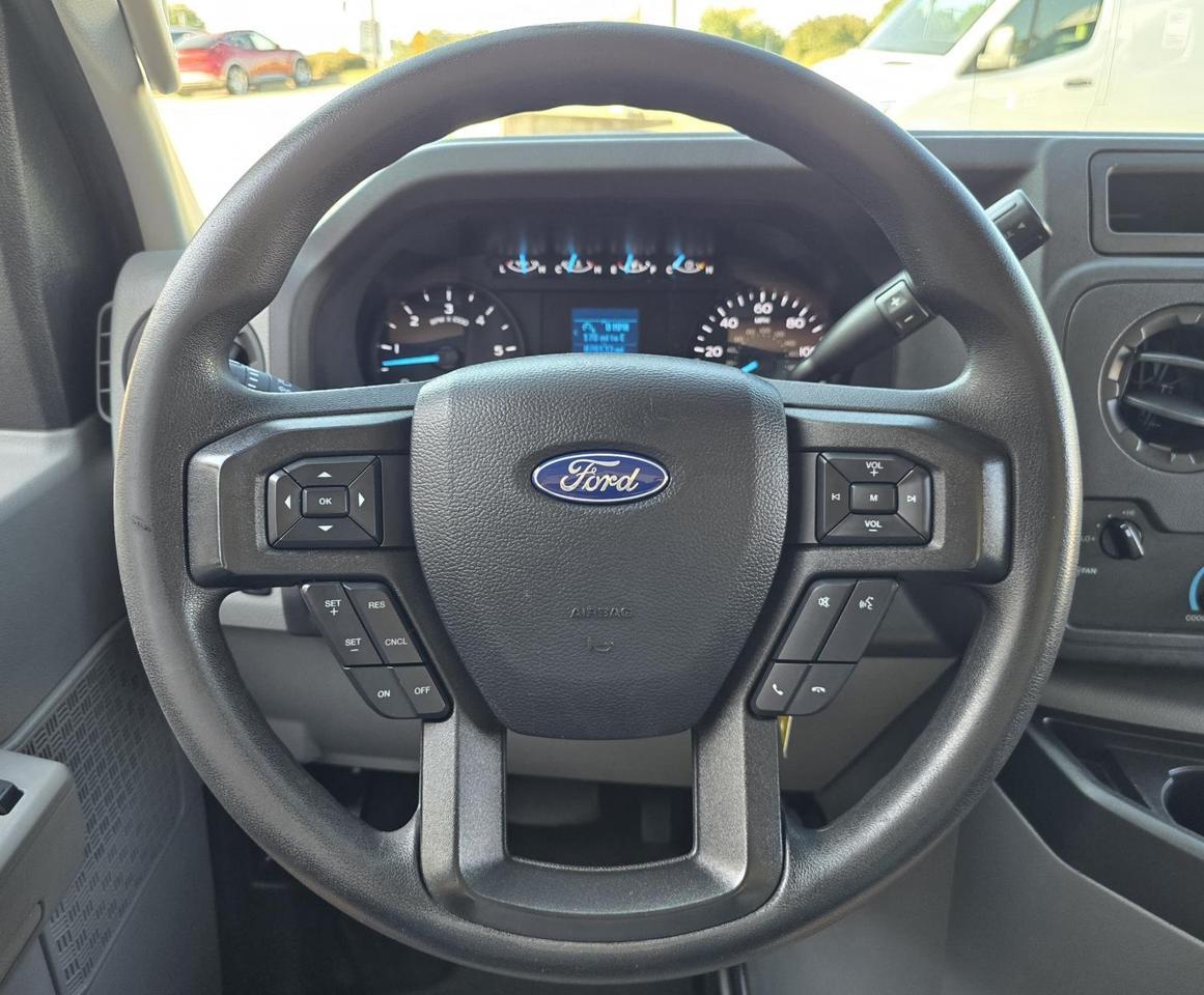 2021 Ford E-Series Cutaway E-450 DRW 16ft Box W/Roll-Up Door and Tuck-Under Liftgate Concord NC