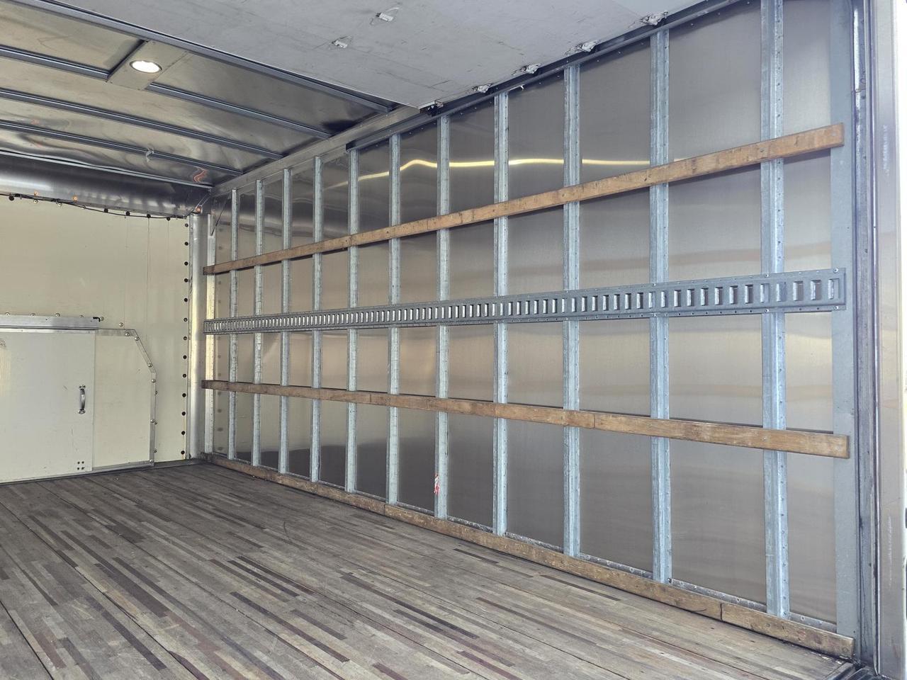 2021 Ford E-Series Cutaway E-450 DRW 16ft Box W/Roll-Up Door and Tuck-Under Liftgate Concord NC