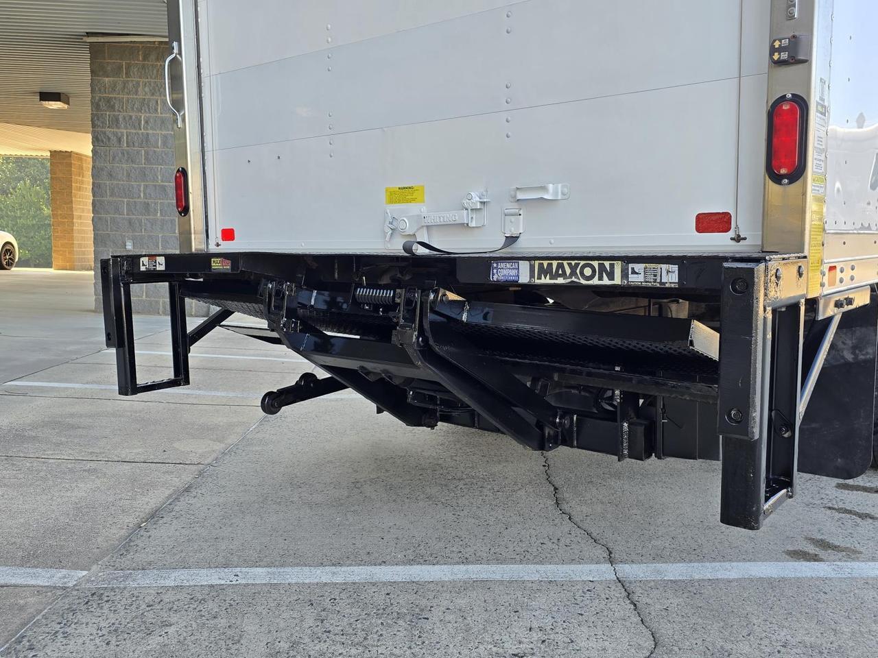 2021 Ford E-Series Cutaway E-450 DRW 16ft Box W/Roll-Up Door and Tuck-Under Liftgate Concord NC
