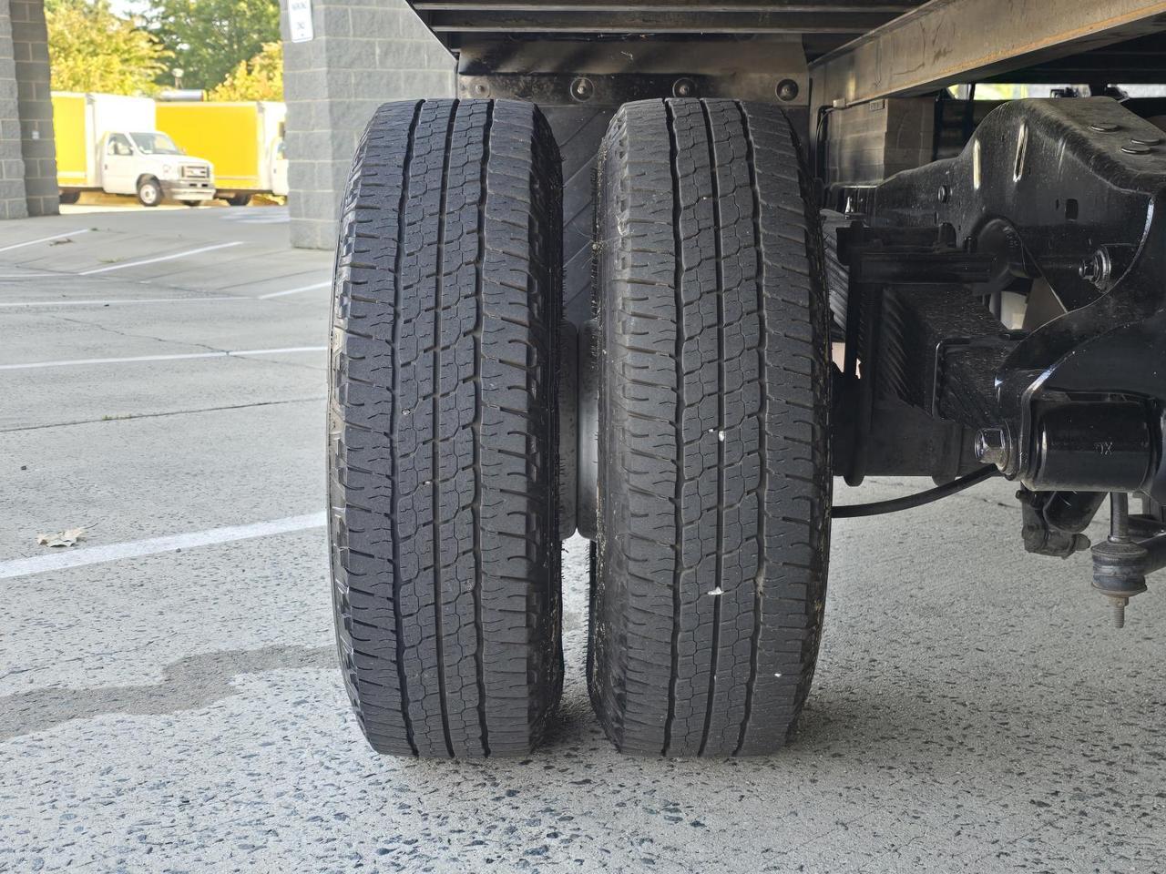 2021 Ford E-Series Cutaway E-450 DRW 16ft Box W/Roll-Up Door and Tuck-Under Liftgate Concord NC