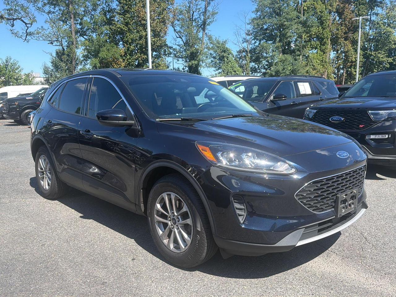 2021 Ford ESCAPE SE AWD