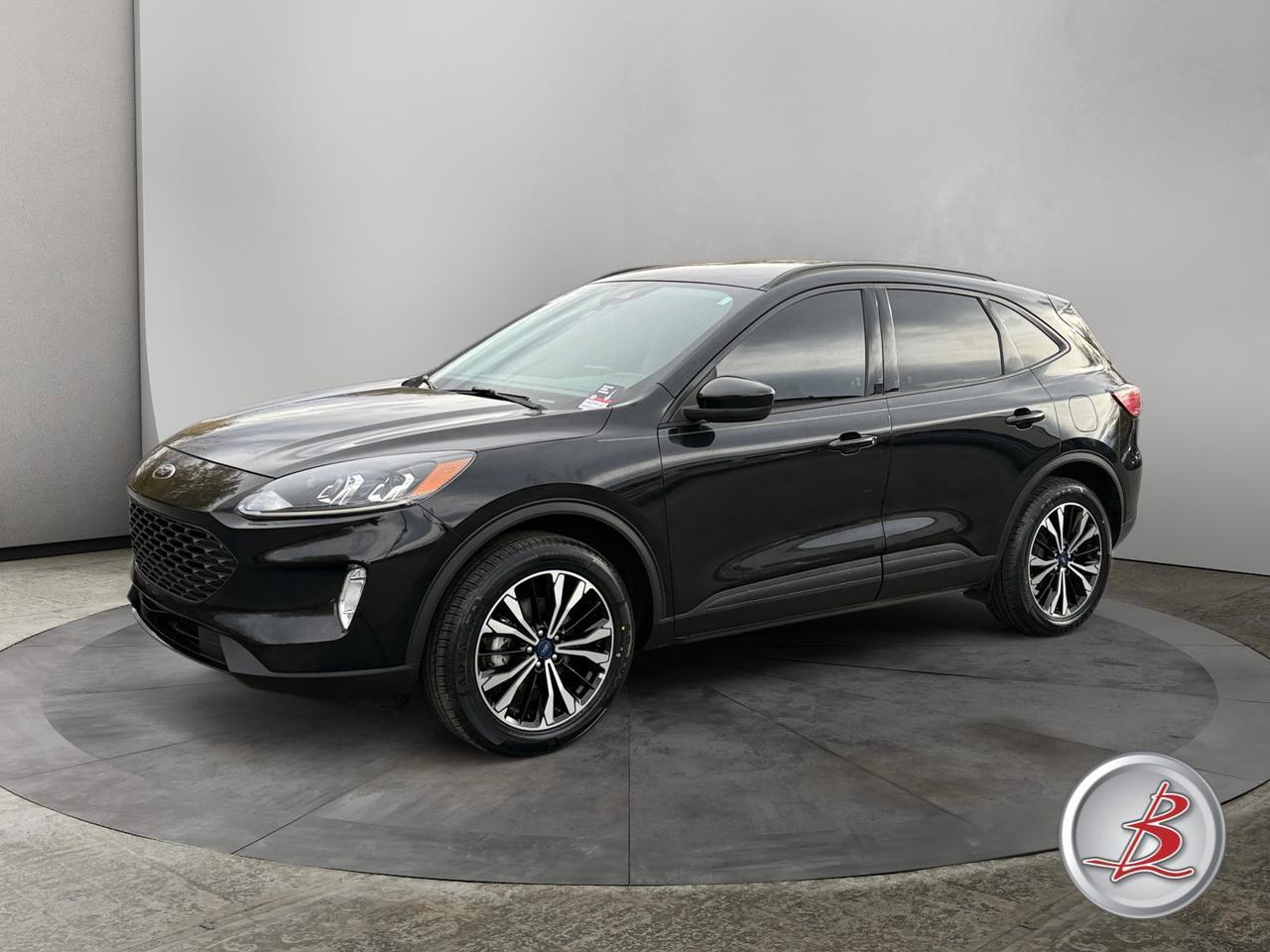 2021 Ford ESCAPE SEL