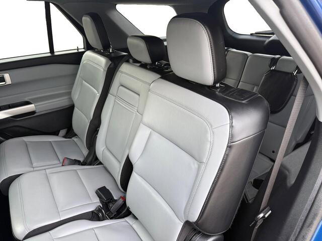 2021 Ford Explorer XLT photo 7