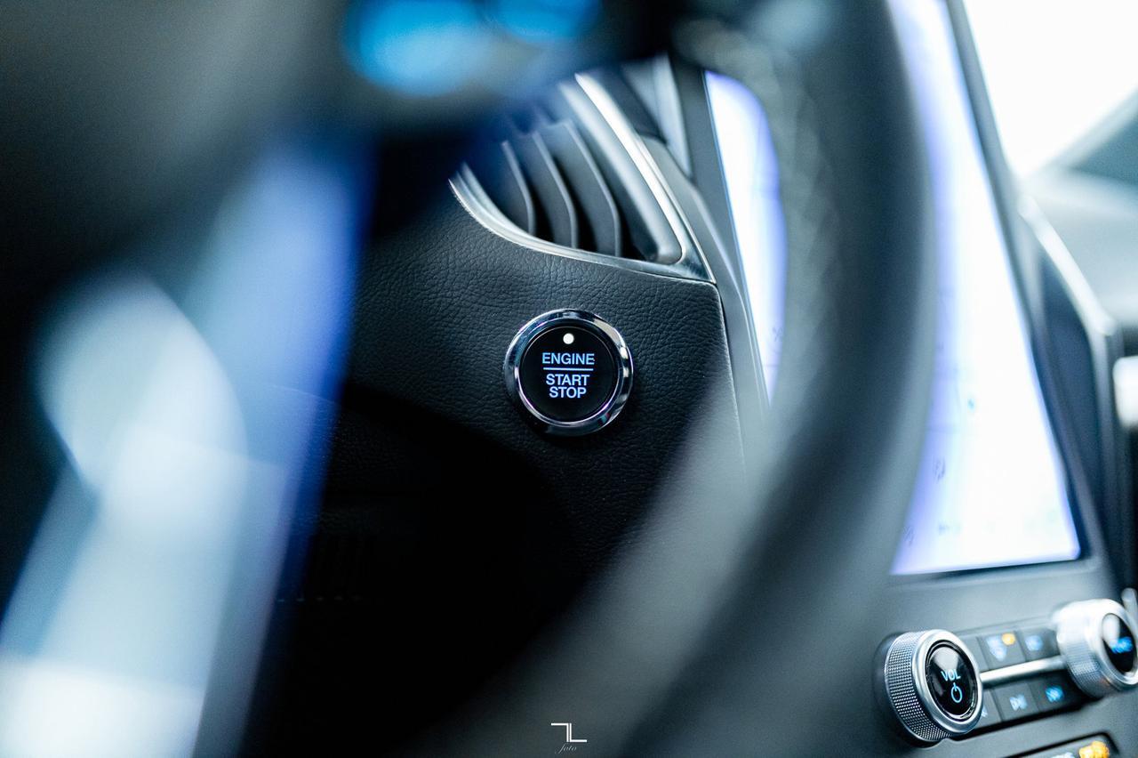 2021 Ford Edge AWD ST Leather Roof Nav BCam Red Deer AB