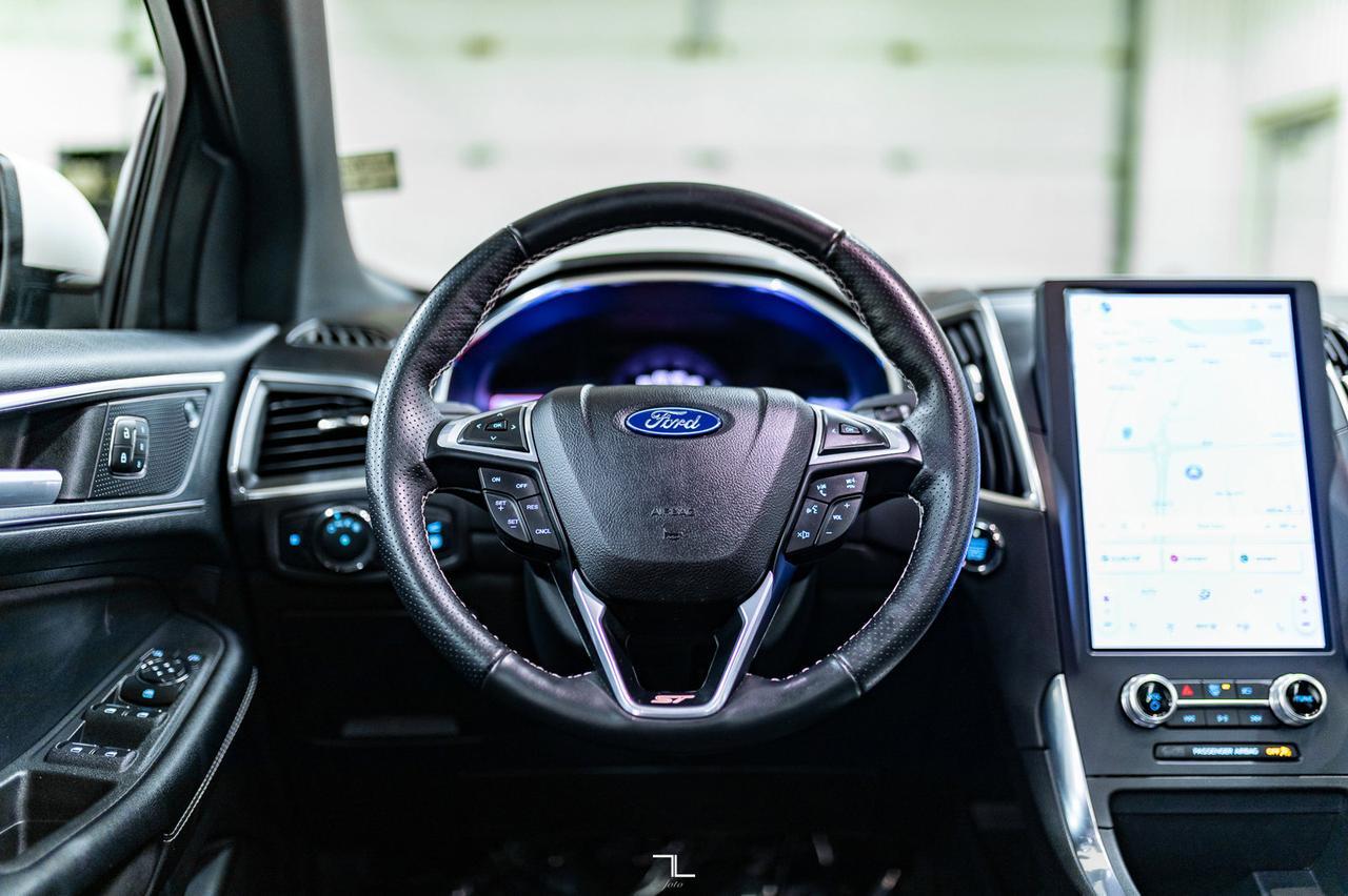 2021 Ford Edge AWD ST Leather Roof Nav BCam Red Deer AB