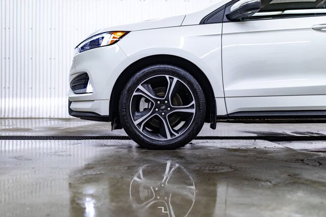 2021 Ford Edge AWD ST Leather Roof Nav BCam Red Deer AB