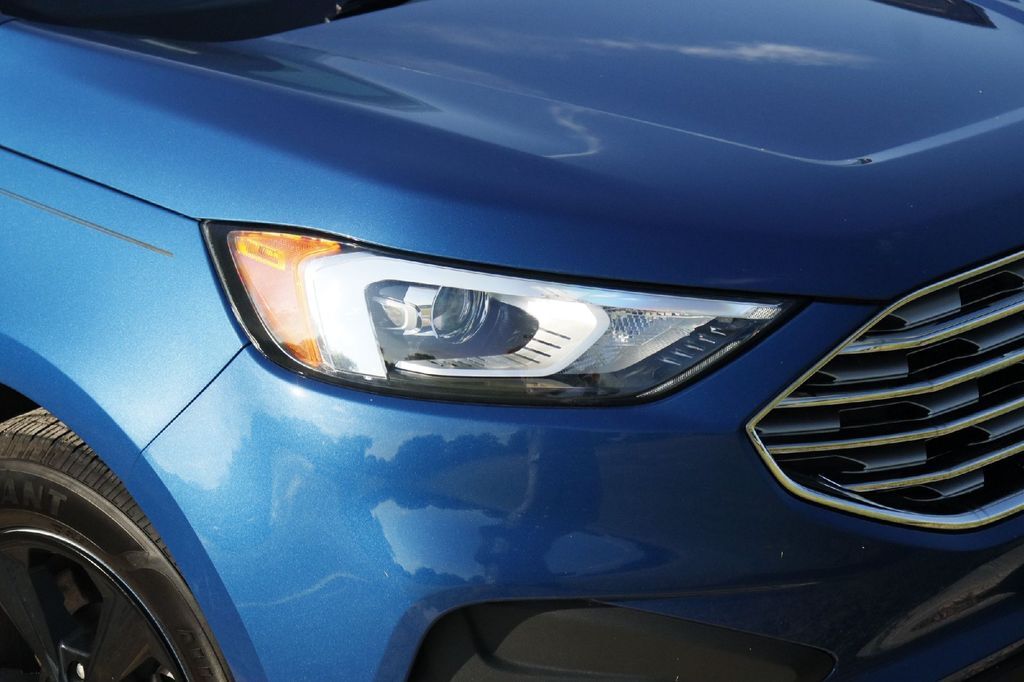 2021 Ford Edge SE