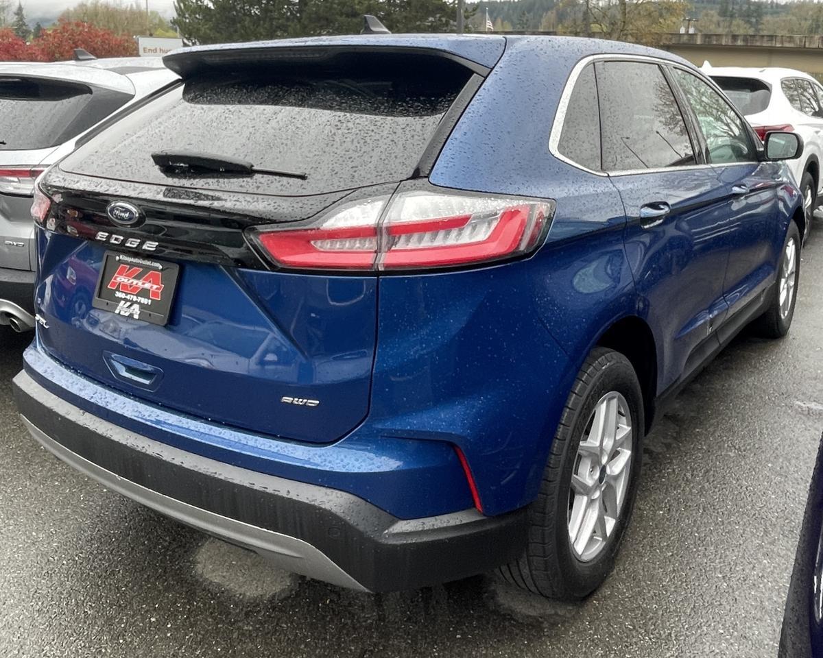 2021 Ford Edge SEL Sport Utility 4D