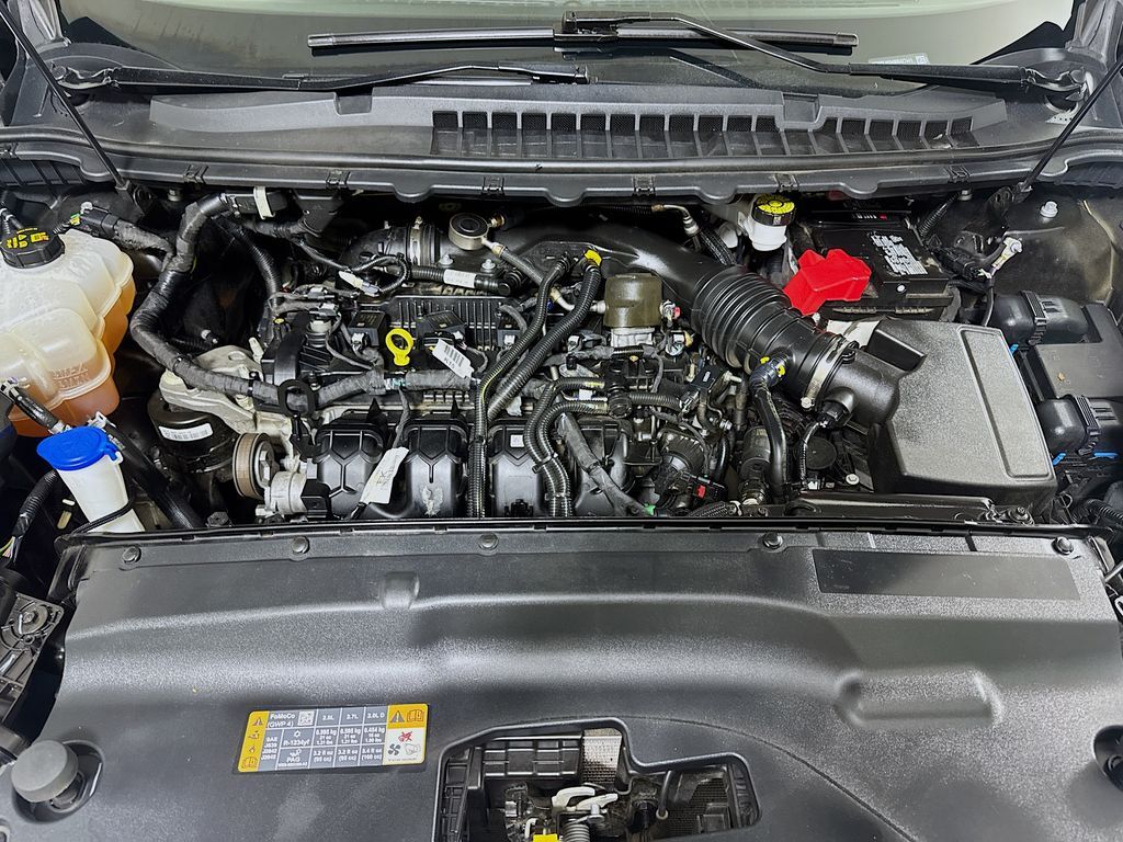 2021 Ford Edge Titanium photo 28