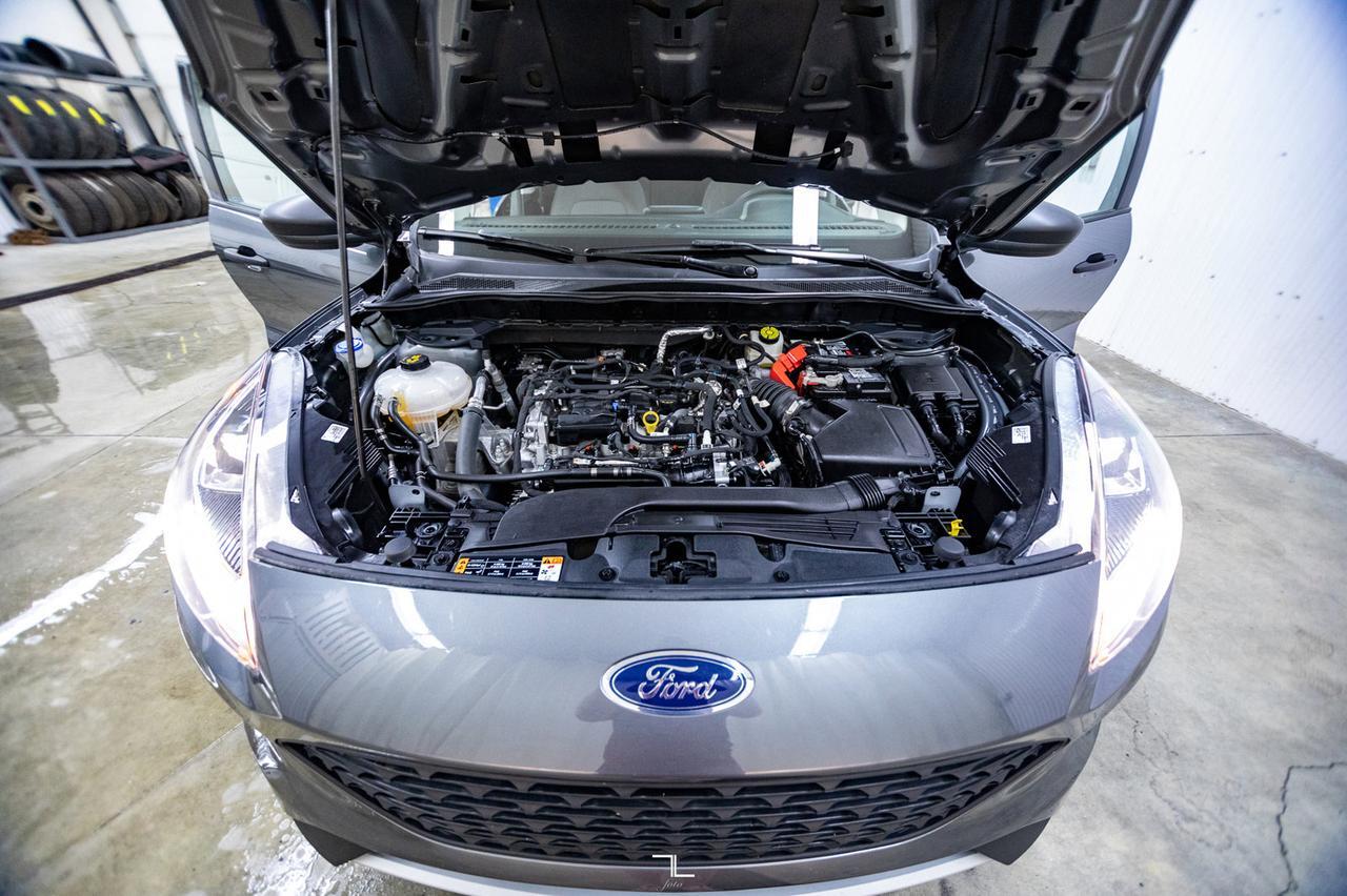 2021 Ford Escape AWD S BCam Red Deer AB