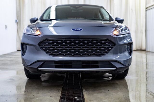 2021 Ford Escape AWD S BCam Red Deer AB