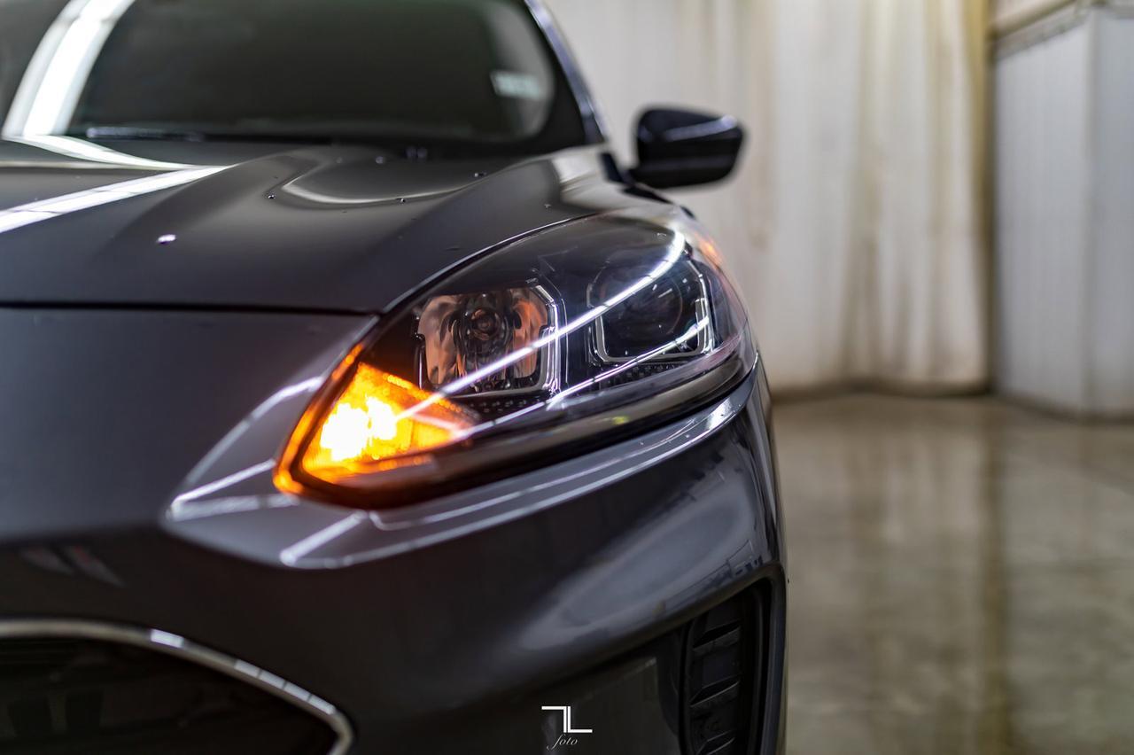 2021 Ford Escape AWD SE Nav BCam Red Deer AB