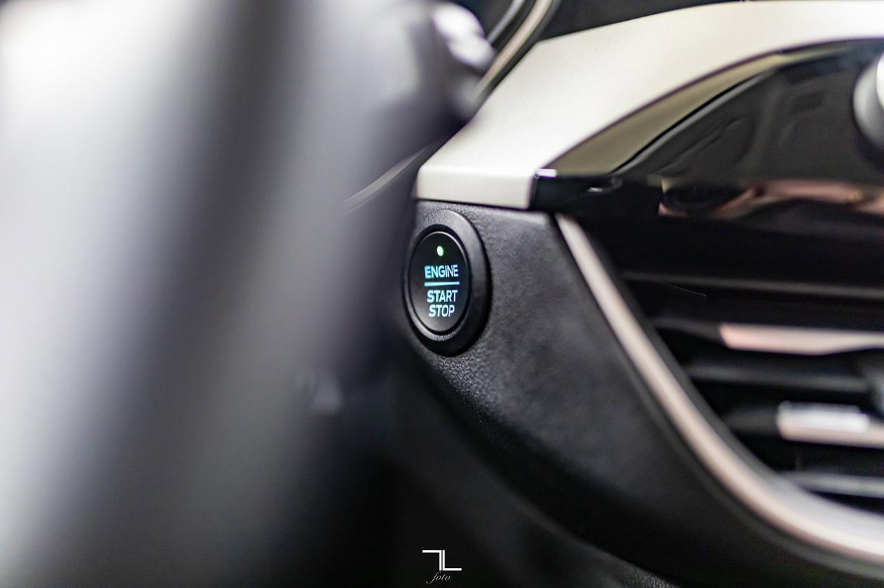 2021 Ford Escape AWD SE Nav BCam Red Deer AB