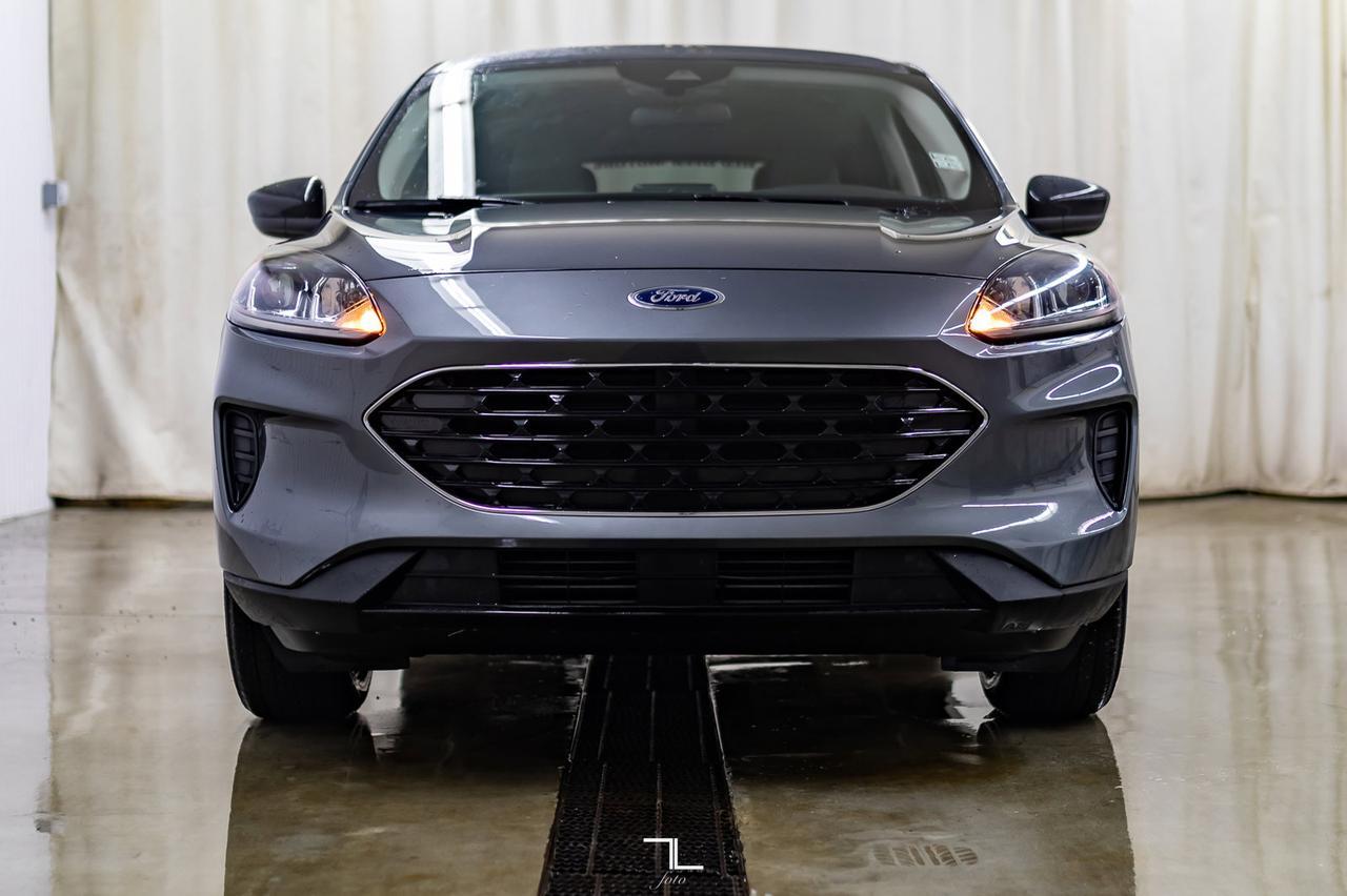 2021 Ford Escape AWD SE Nav BCam Red Deer AB