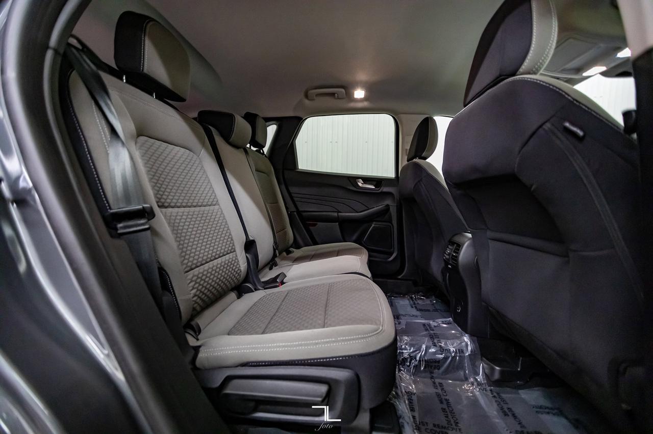 2021 Ford Escape AWD SE Nav BCam Red Deer AB