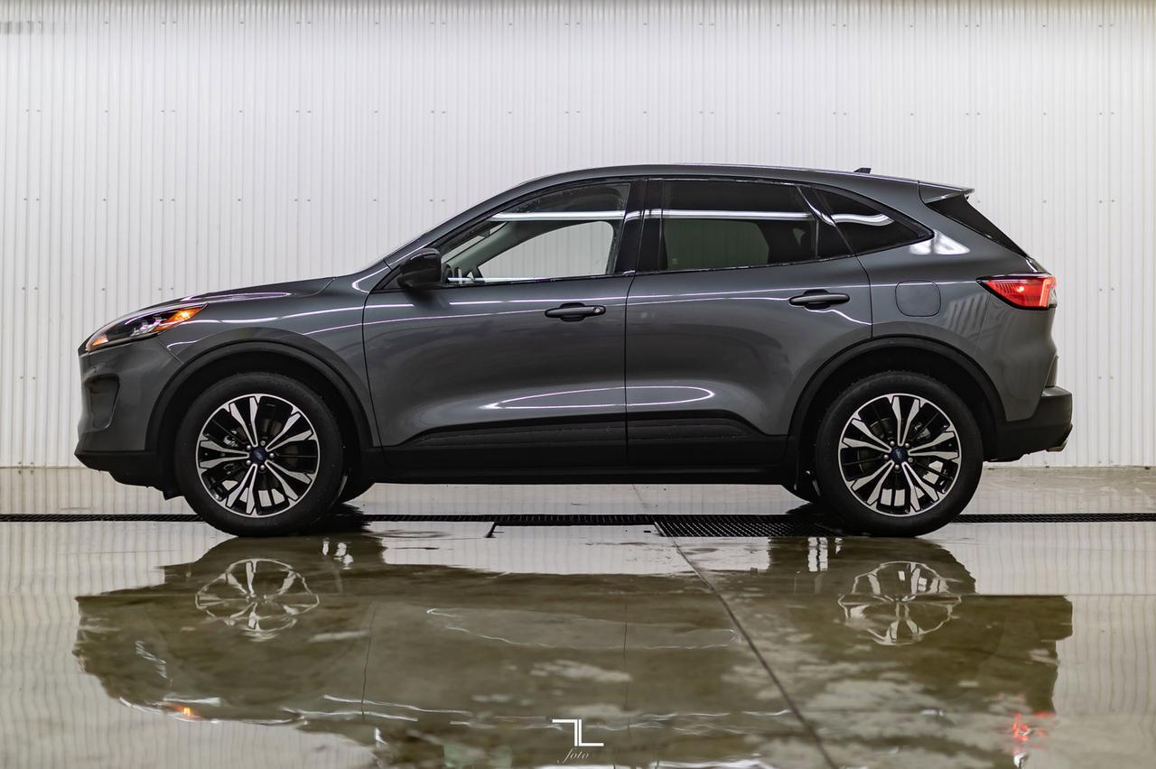 2021 Ford Escape AWD SE Nav BCam Red Deer AB