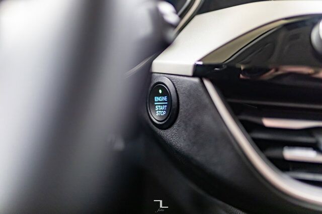 2021 Ford Escape AWD SE Nav BCam Red Deer AB