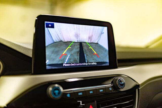 2021 Ford Escape AWD SE Nav BCam Red Deer AB