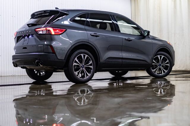 2021 Ford Escape AWD SE Nav BCam Red Deer AB