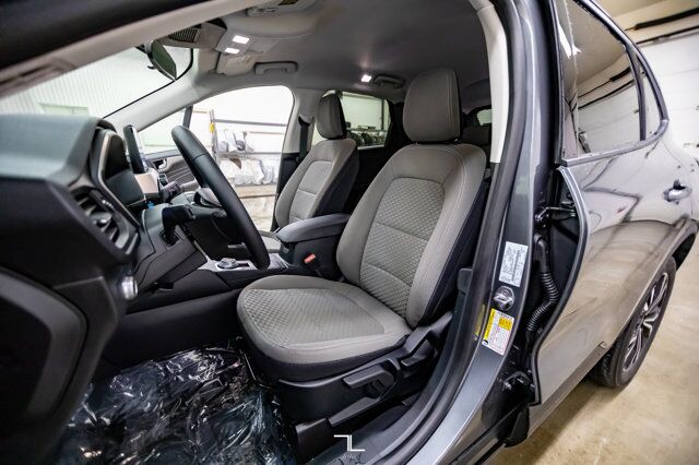 2021 Ford Escape AWD SE Nav BCam Red Deer AB