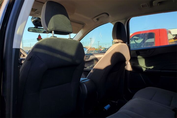 2021 Ford Escape S  TX